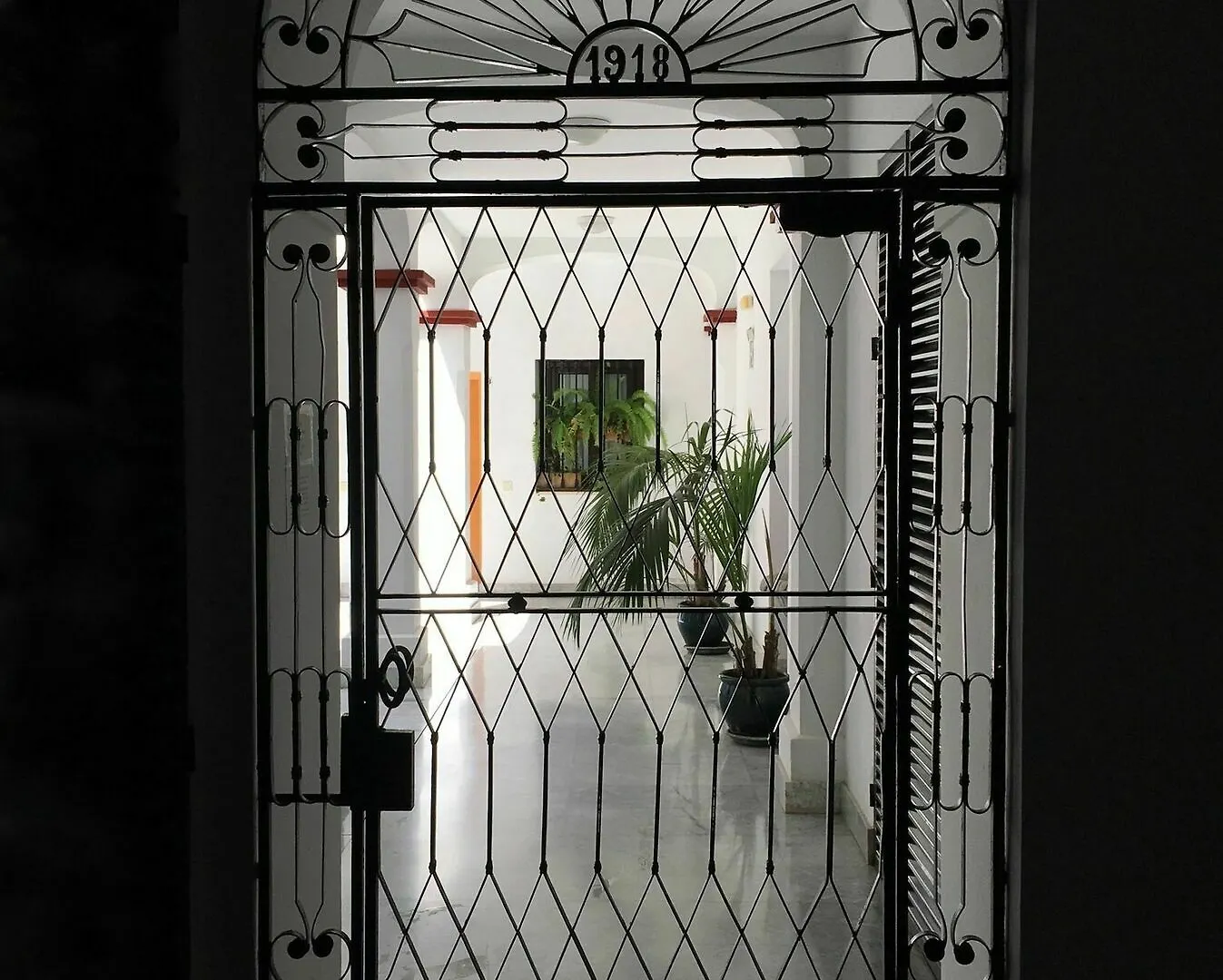 Teodosio Apartment Free Parking & Central Ac إشبيلية