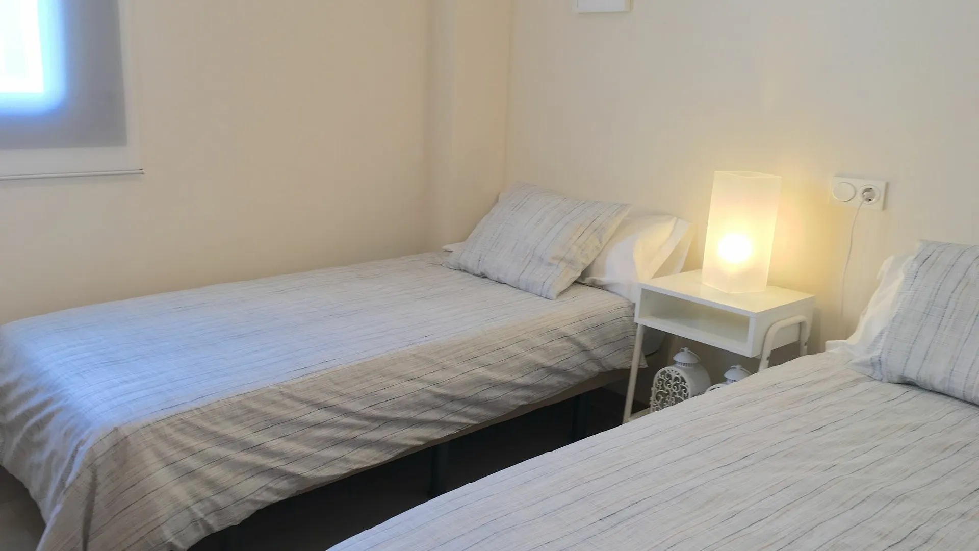Teodosio Apartment Free Parking & Central Ac إشبيلية 0*,  إسبانيا